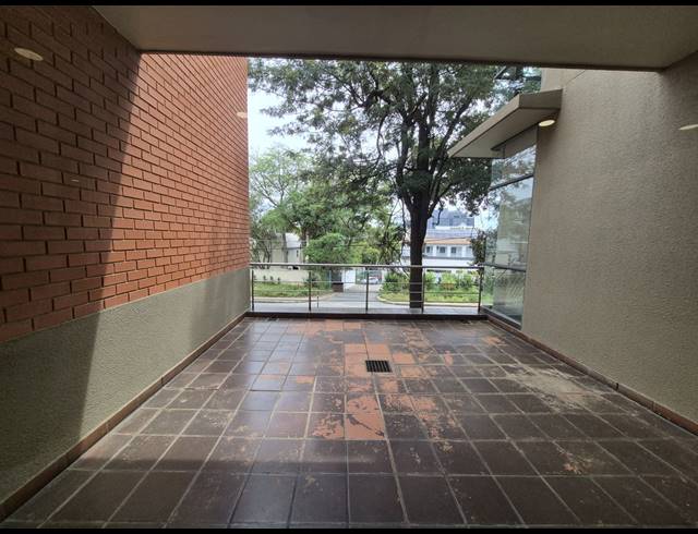 332M² OFFICE TO LET IN SANDTON CENTRAL